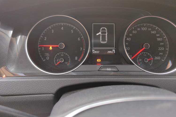 Used Volkswagen Golf 2020 Zhiai Edition 280TSI DSG Comfort Model Odometer Close Up