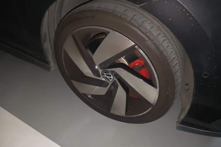 Used Volkswagen Golf GTI 2021 380TSI DSG GTI Right Front Wheel Hub