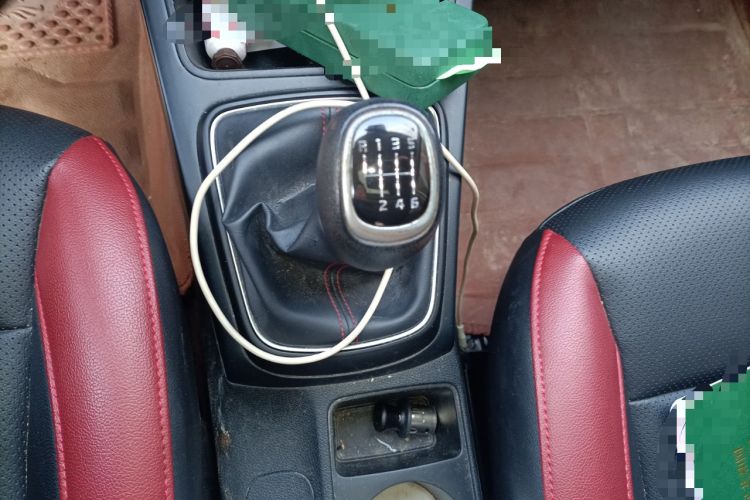 Used Kia KX Cross 2017 1.4L MT GLS