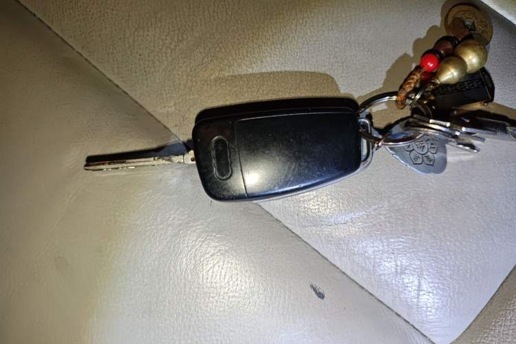 Used Audi A6L 2011 2.7 TDI Comfort Model Vehicle Key