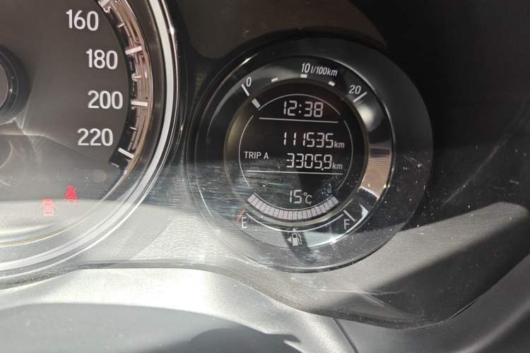 Used Honda XR-V 2020 1.5L CVT Comfort Version Odometer Close Up