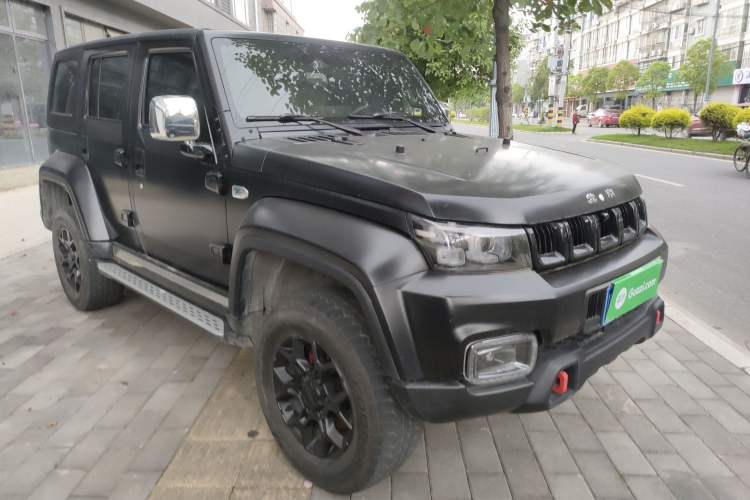 Used BAIC Off-Road BJ40 2023 2.0D Automatic Four-Wheel Drive Blade Hero Edition Adventurer Type
