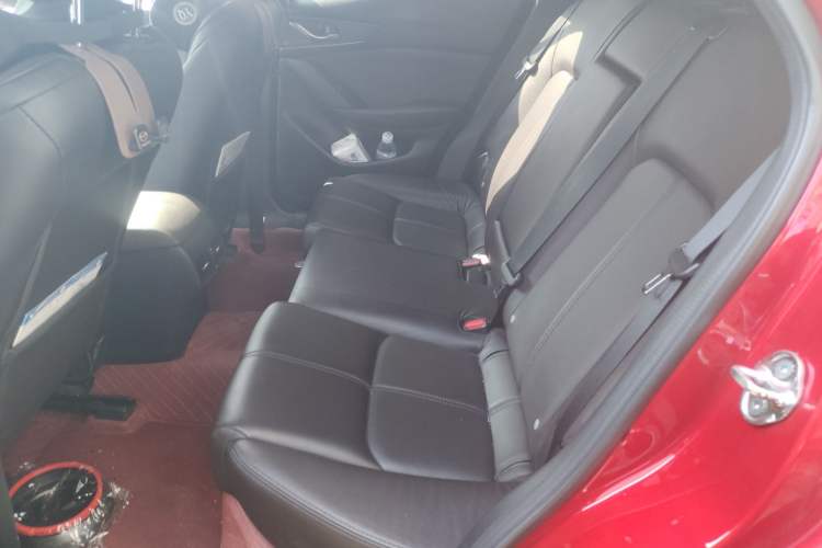 Used Mazda CX-4 2020 2.5L Automatic 2WD Sky-Drive Fun Edition
