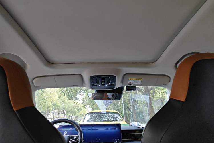 Used Roewe RX5 New Energy 2023 eRX5 Super Hybrid Prestige Edition Headliner