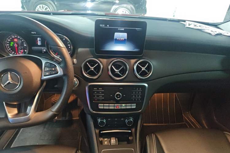 Used Mercedes-Benz GLA 2019 GLA 200 Fashion Model Audio And AC Panel