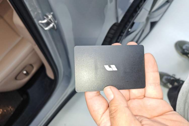 Used Li Auto i6 2025 Model Two-Wheel-Drive Standard Type