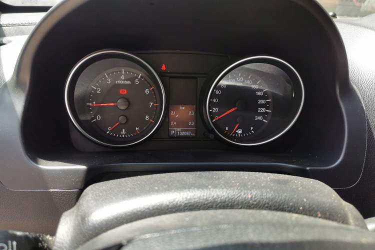 Used Haval H6 2016 Upgraded Model 1.5T Automatic Two-Wheel Drive Elite Version
