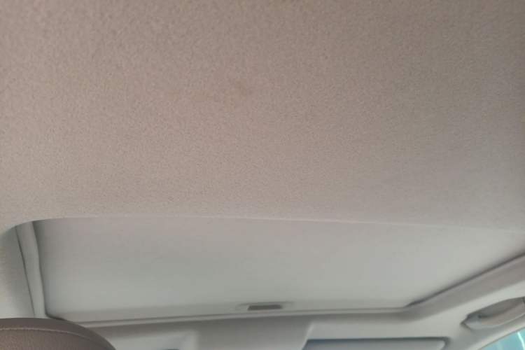 Used Toyota Highlander 2012 2.7L Two-Wheel Drive 7-Seater Luxury Edition