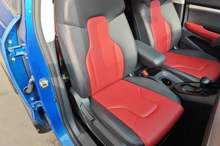 Used Haval H2s 2018 Blue Label 1.5T Dual-Clutch Fashion Edition