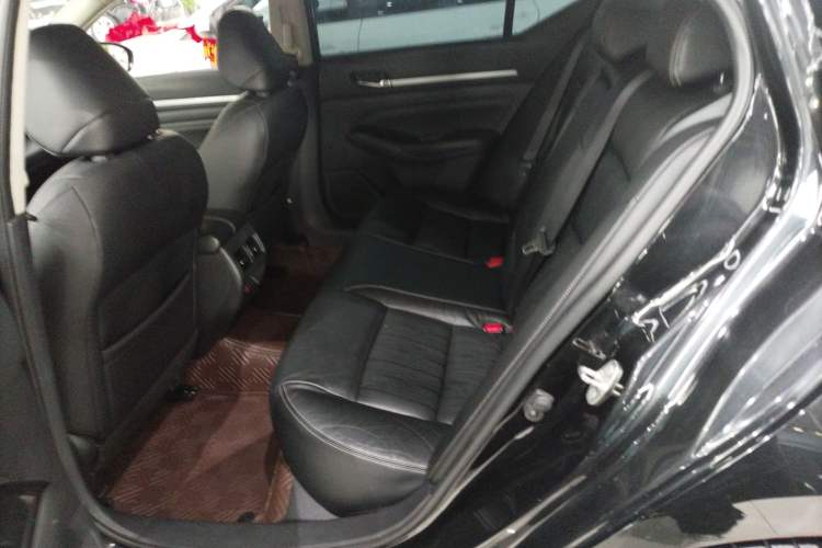 Used Nissan Teana 2019 2.0L XL Upper SmartDrive Version