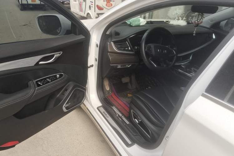 Used Geely Auto Emgrand GT 2020 1.5T MHEV Yaoxiang Edition Driver Seat