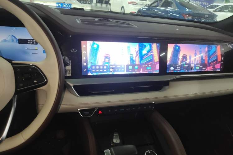 Used Geely Auto Monjaro L 2021 2.0TD DCT EVO Two-Wheel Drive Prestige Version
