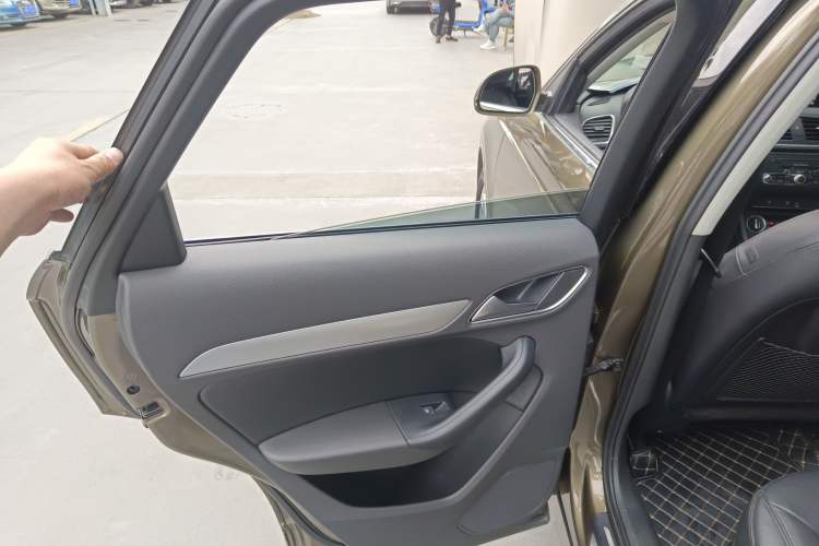 Used Audi Q3 2017 35 TFSI Fashion Model
