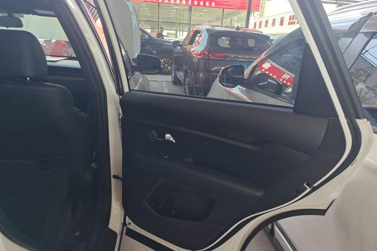 Used Kia KX7 2020 2.0T Automatic Two-Wheel Drive GLS 7-Seater