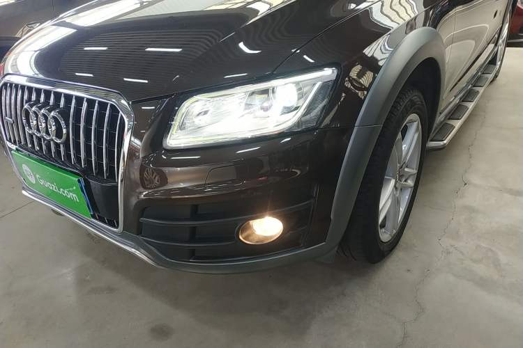 Used Audi Q5 2017 Plus 40 TFSI Technology Model Left Front Headlight