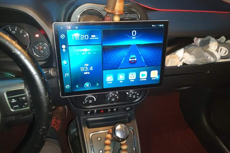 Used Jeep Compass 2013 2.0L two-wheel drive luxury version
