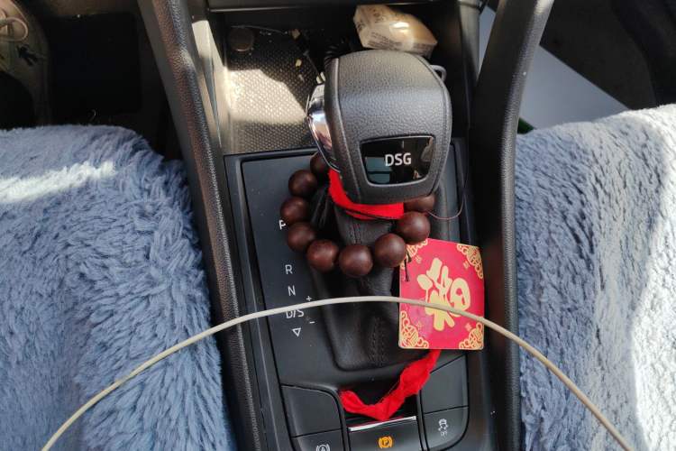 Used Skoda Kodiaq 2024 TSI330 5-Seat Two-Wheel Drive Elite Version Gear Lever