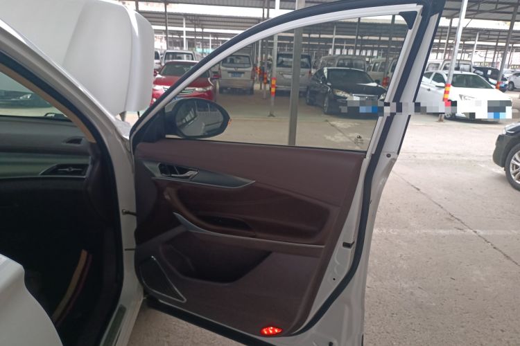 Used Leopaard Mattu 2018 1.6T GDI DCT Comfort Model Right Front Door Interior