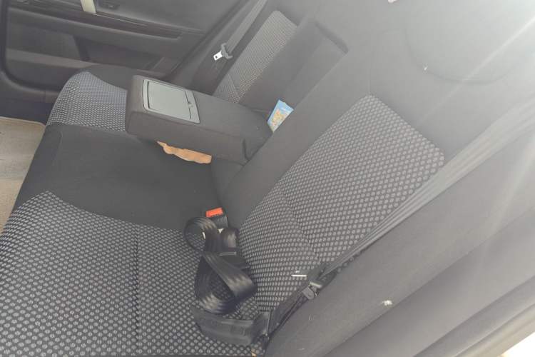 Used Roewe 550 2012 550 1.8L Manual Qiyue Edition