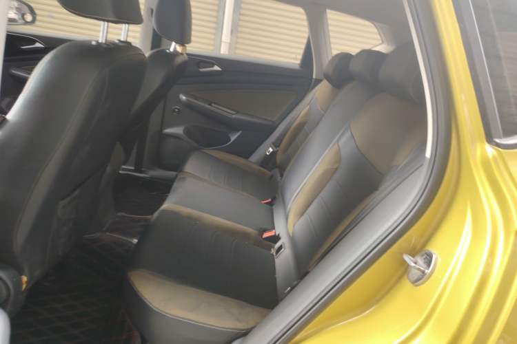 Used Jetta VS5 2019 280TSI Automatic Enjoyment Model
