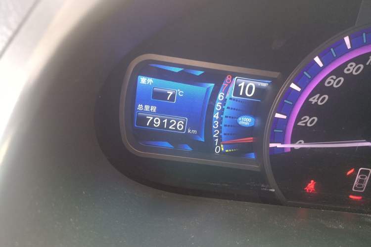 Used BYD S6 2014 2.0L Manual Luxury 5-Seater