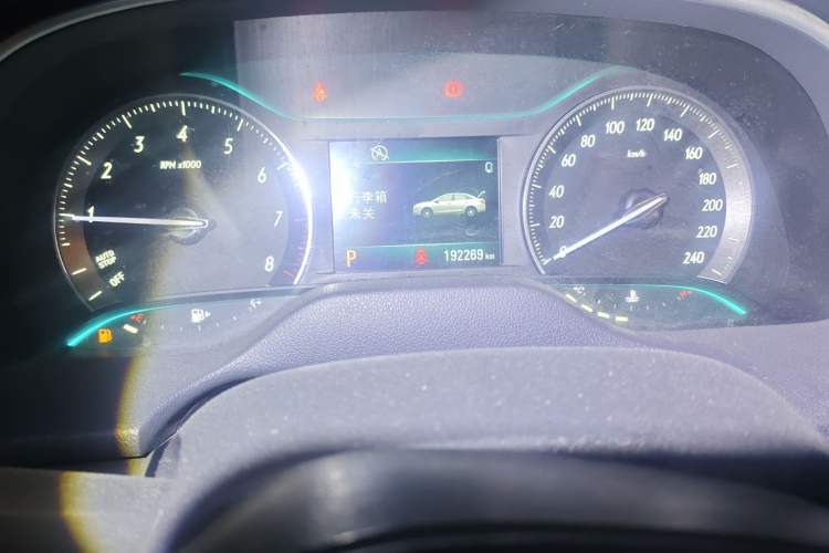 Used Buick GT 2016 15N Automatic Elite Edition Odometer Close Up