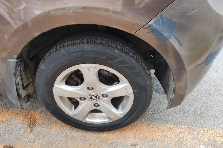 Used Dongfeng Fengon 330 2014 1.3L Manual Utility Version DK13-07 Right Front Wheel Hub