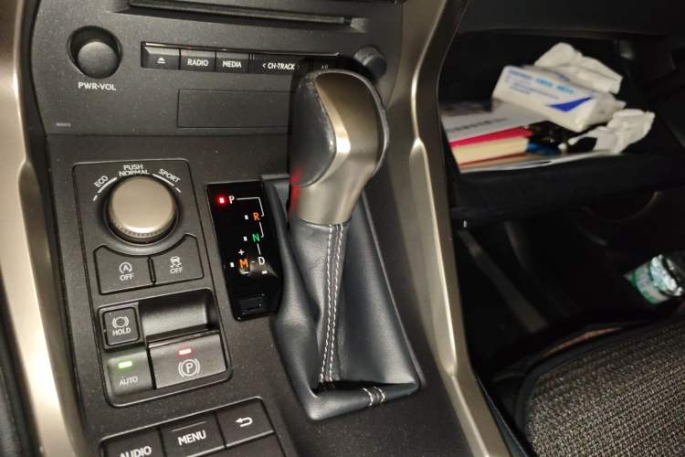 Used Lexus NX 2015 200 Front-Wheel Drive X-Trail SE Edition
