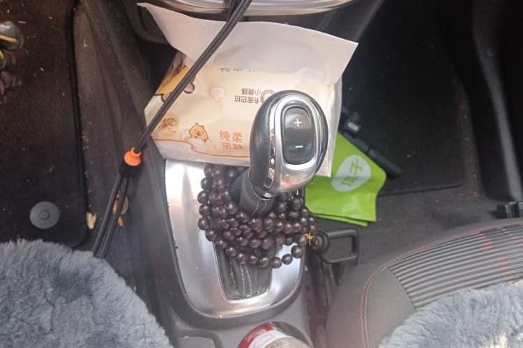 Used Buick Encore 2015 1.4T Automatic Two-Wheel Drive Urban Elite Version
