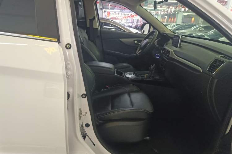 Used Dongfeng Fengon S560 2019 1.8L CVT Elite Model Right Front Seat