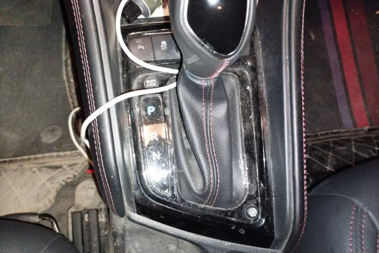 Used JAC Group Refine S3 2017 1.6L CVT Luxury Smart Model
