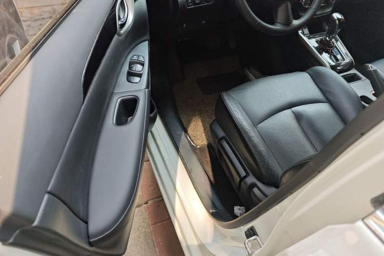 Used Nissan Sylphy 2019 1.6XV CVT Smart Connect Luxury Edition China VI Standard