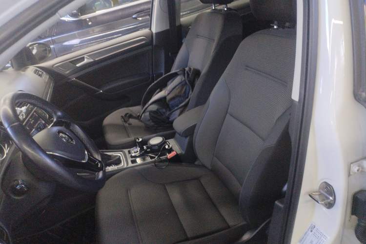 Used Volkswagen Golf 2017 230TSI Automatic Comfort Edition – Celebrating Milestone of One Million Units Left Front Seat