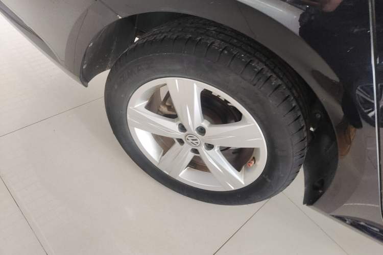 Used Volkswagen Lavida 2017 1.6L Automatic Fashion Edition
