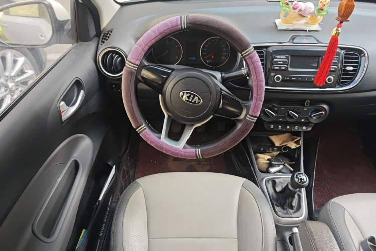 Used Kia Pegas 2019 1.4L Manual Value Edition National VI Standard Steering Wheel