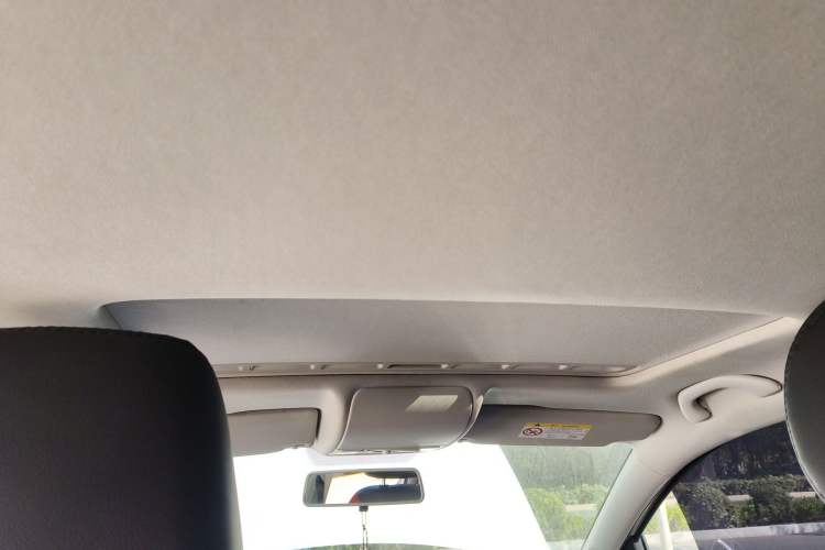 Used Volkswagen Polo 2016 1.6L Automatic Comfort Model