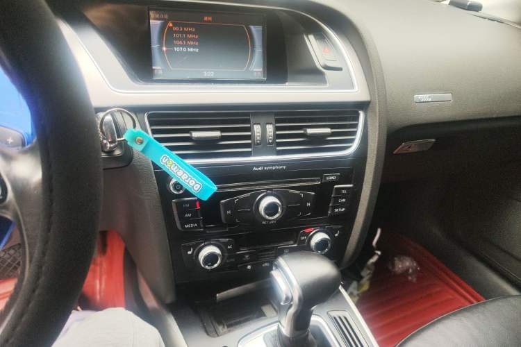 Used Audi A5 2013 Sportback 40 TFSI Audio And AC Panel