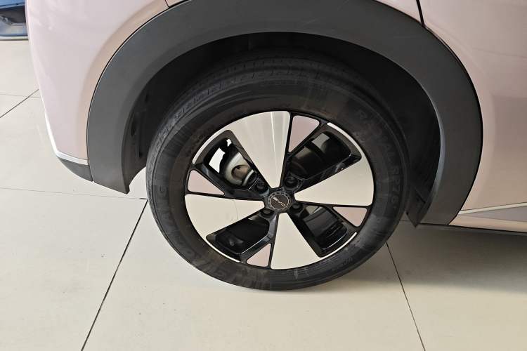 Used BYD Dolphin 2023 420 km Free Version
