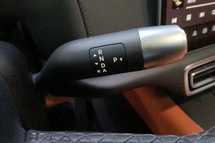 Used Li Auto L9 2023 Pro Model Gear Lever