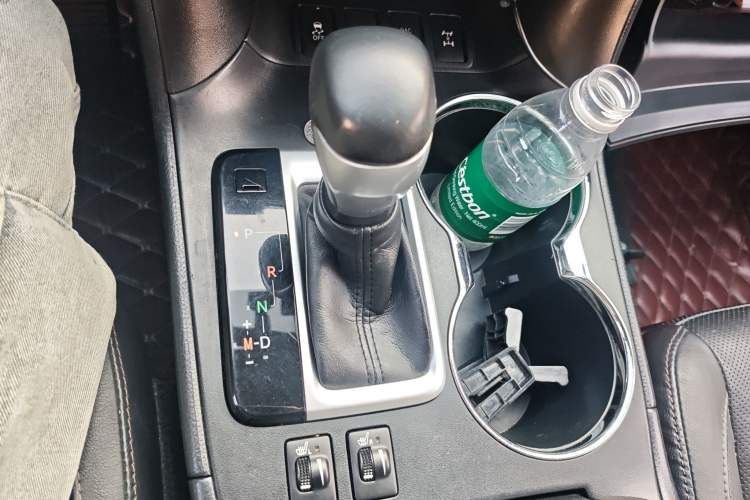 Used Toyota Highlander 2015 2.0T Four-Wheel Drive Luxury Edition 7-Seater