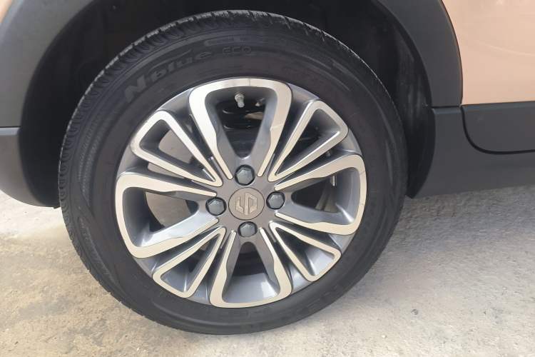 Used Leapmotor T03 2021 400 Comfort Edition Right Rear Wheel Hub