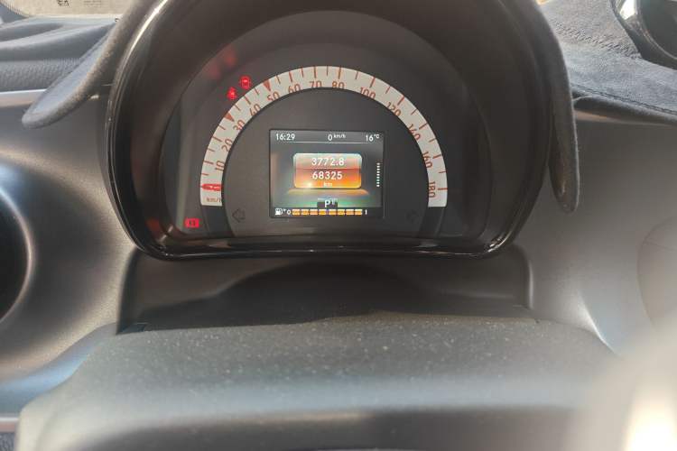 Used smart fortwo 2015 1.0L 52 kW Hardtop Passion Edition
