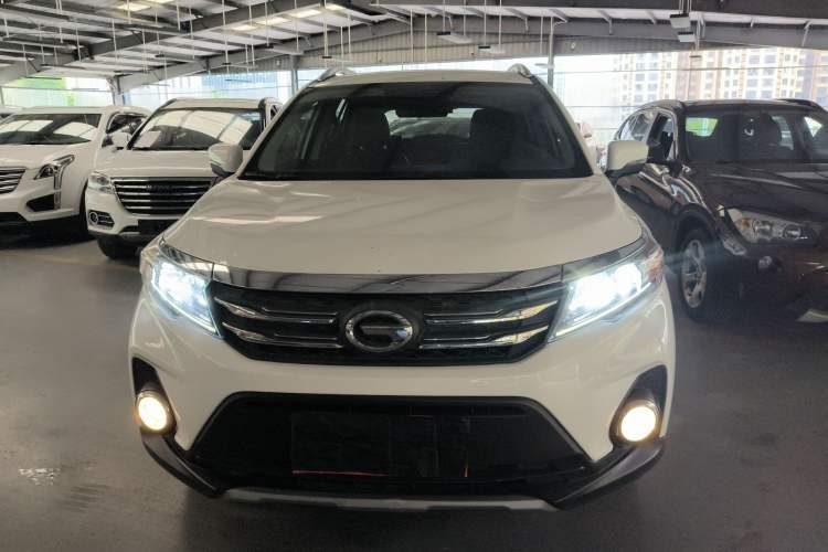 Used GAC Trumpchi GS3 2017 150N Automatic Elite Edition Front