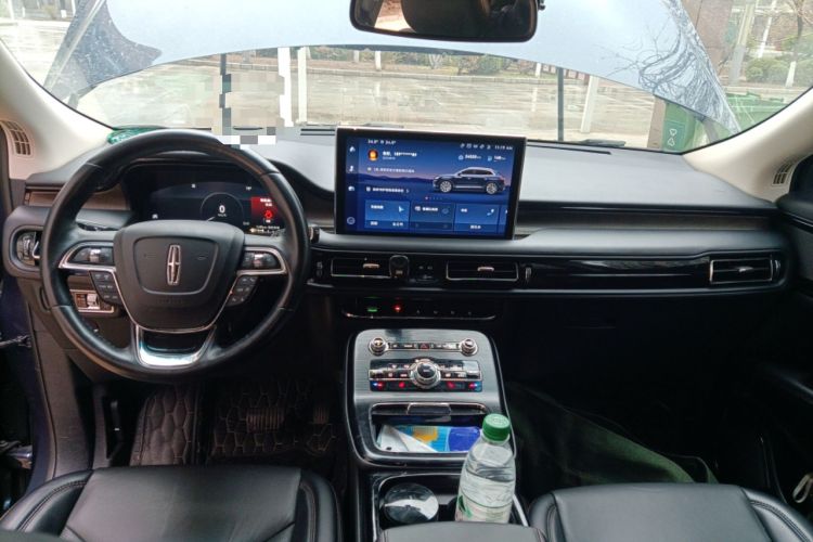 Used Lincoln Nautilus 2021 2.0T Four-Wheel Drive Luxury Edition Center Console