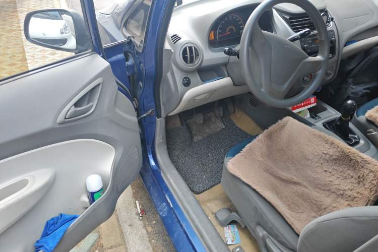 Used Chevrolet Sail 2010 Sedan 1.2L Manual Warm Edition