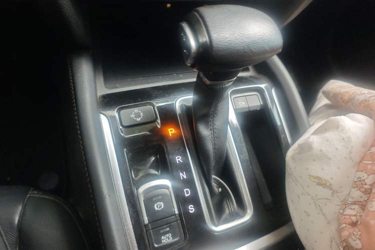 Used GAC Trumpchi GS7 2017 320T Two-Wheel-Drive Luxury Smart Connectivity Model