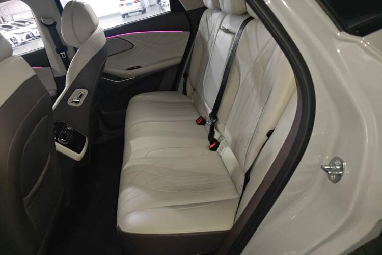 Used EXEED Stellar C-DM 2024 1.5T Long-Range Pro
