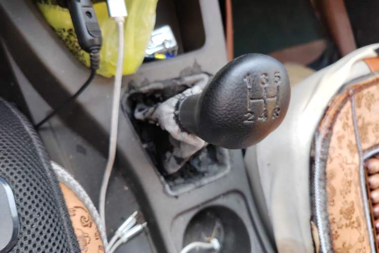 Used Wuling Rongguang V 2016 1.5L Standard Version