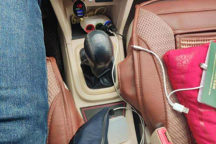 Used Chery Fengyun 2 2016 1.5L Manual Value Edition Gear Lever