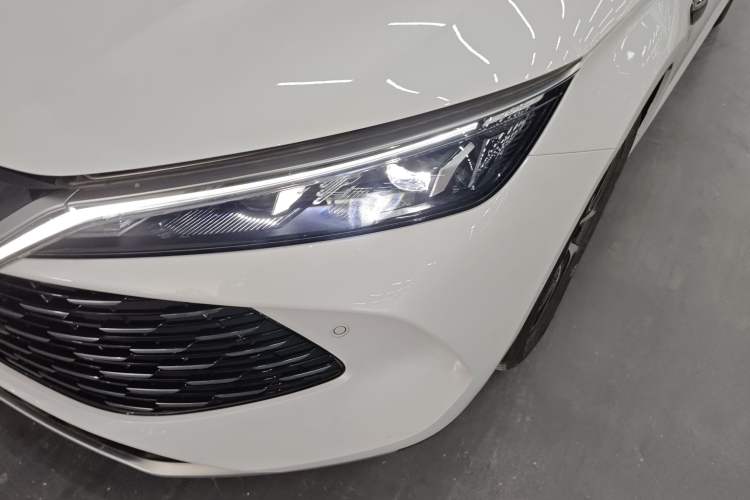 Used BYD Qin L 2025 DM-i Smart Drive 120KM Superior Model Left Front Headlight